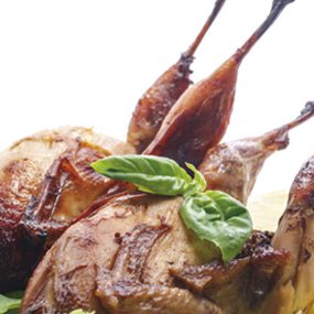 Quagliette arrosto con tortino di zucchine